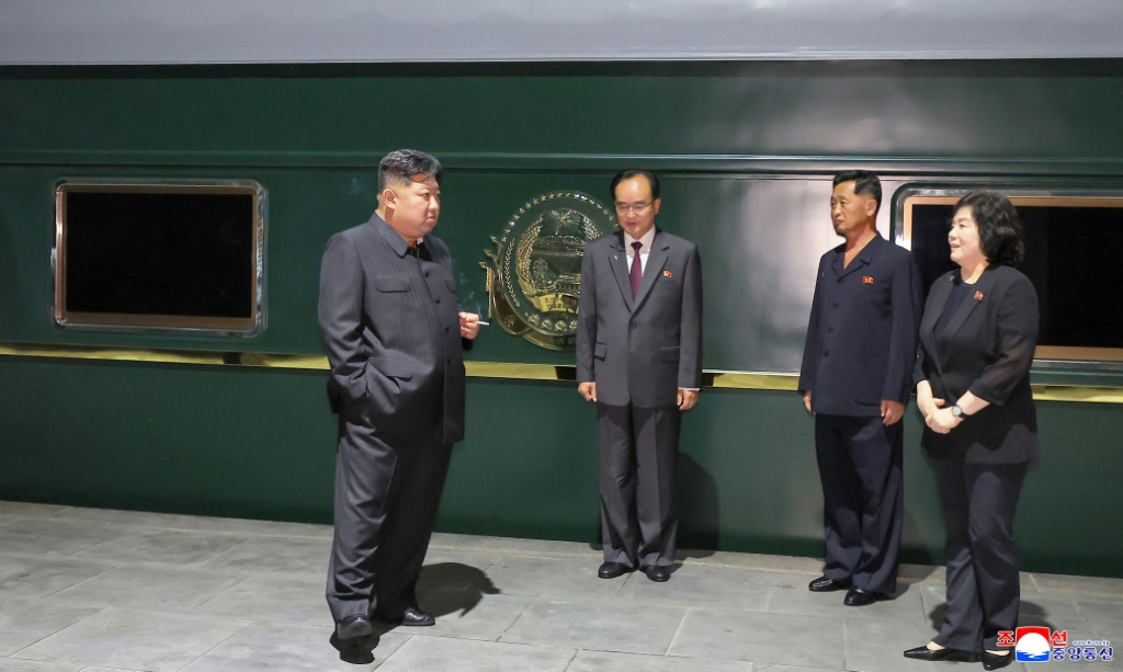 Líder norcoreano Kim Jong Un llegó a China para un encuentro histórico con Xi y Putin