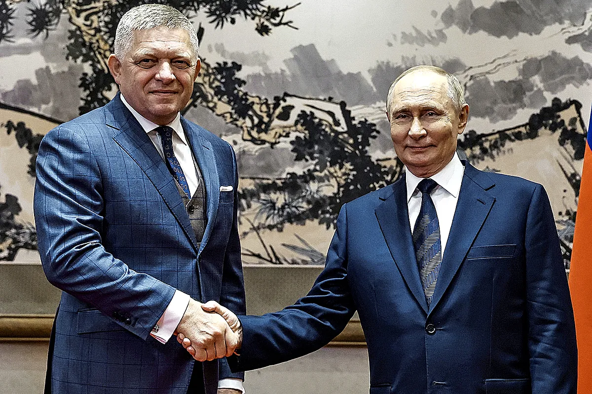 Fico, el líder de la UE que bromea con Putin: "¿Cómo está?"; "Vivo y eso es bueno" - El Mundo
