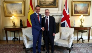 Sánchez y Starmer firman en Londres un acuerdo que refuerza la cooperación entre España y Reino Unido