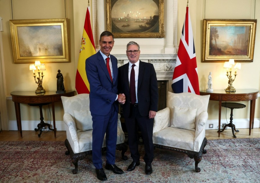 Sánchez y Starmer firman en Londres un acuerdo que refuerza la cooperación entre España y Reino Unido