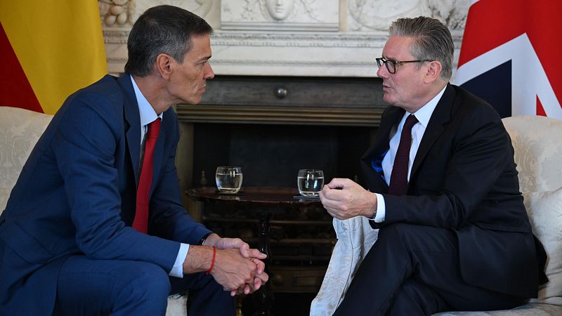 El análisis de lo que ha sido el encuentro entre Sánchez y Starmer en Reino Unido