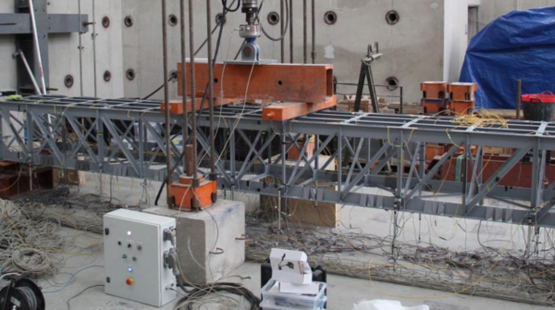 El secreto de telarañas y puentes para no colapsar - Arquitectura Viva
