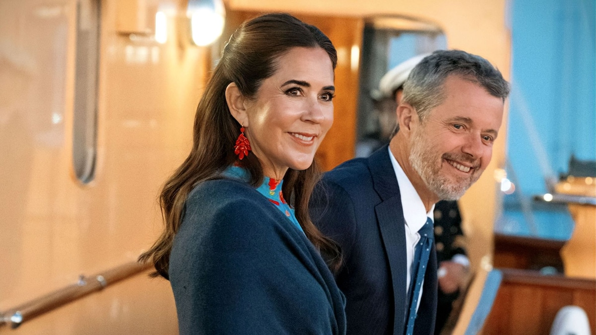 Federico y Mary de Dinamarca viven su propio cuento real en las aguas danesas