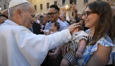El Papa en la fiesta de las familias en el Vaticano: es importante su testimonio