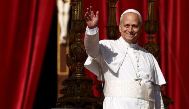 El papa León XIV canonizó a Carlo Acutis, el primer santo de la generación millennial