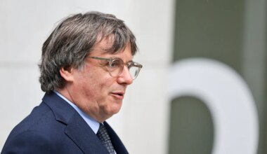 Nuevo movimiento de Puigdemont: recusa a tres magistrados del TC para retrasar el rechazo a su regreso inmediato a España - El Mundo