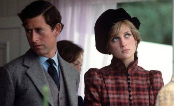 Nuevo libro sobre la difícil relación entre lady Di y Carlos