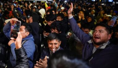 "Felices" y "orgullosos", los bolivianos festejan el pase al repechaje del Mundial