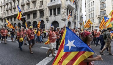 Manifestación residual del independentismo por la Diada: sólo 28.000 personas se concentran en Barcelona - El Mundo