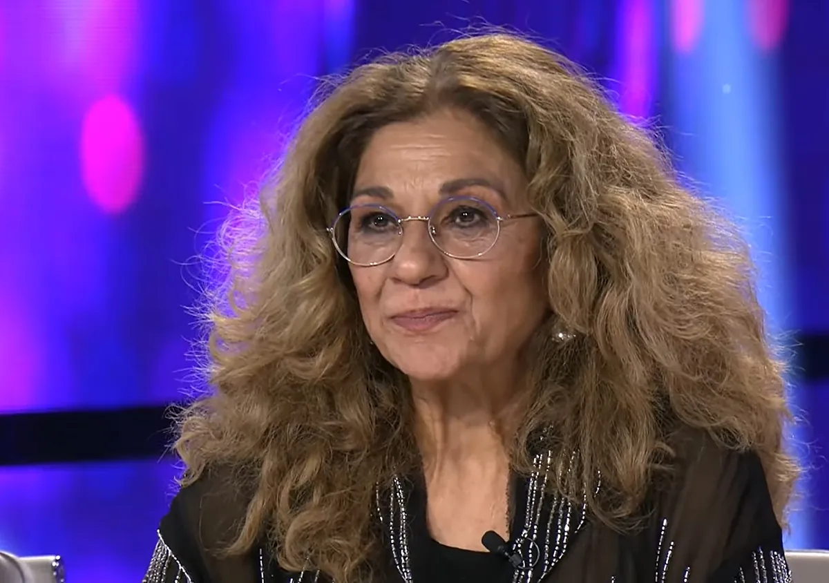 Lolita revela que vive de alquiler porque tuvo que vender su casa para pagar a Hacienda: "Me dan ganas de pedirle a Montoro los dos millones que me quitó en ocho años" - El Mundo