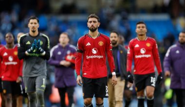 Crisis total en el Manchester United tras la “humillante” caída ante el City: roces entre el DT y el plantel y la furia de un ídolo