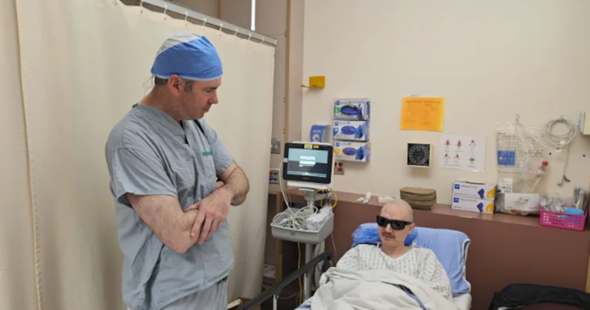 Recuperó la visión tras 20 años gracias a un implante de diente en el ojo: cómo fue la operación