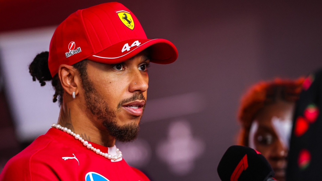 Ex piloto de F1 cree que Lewis Hamilton y Ferrari se separarán