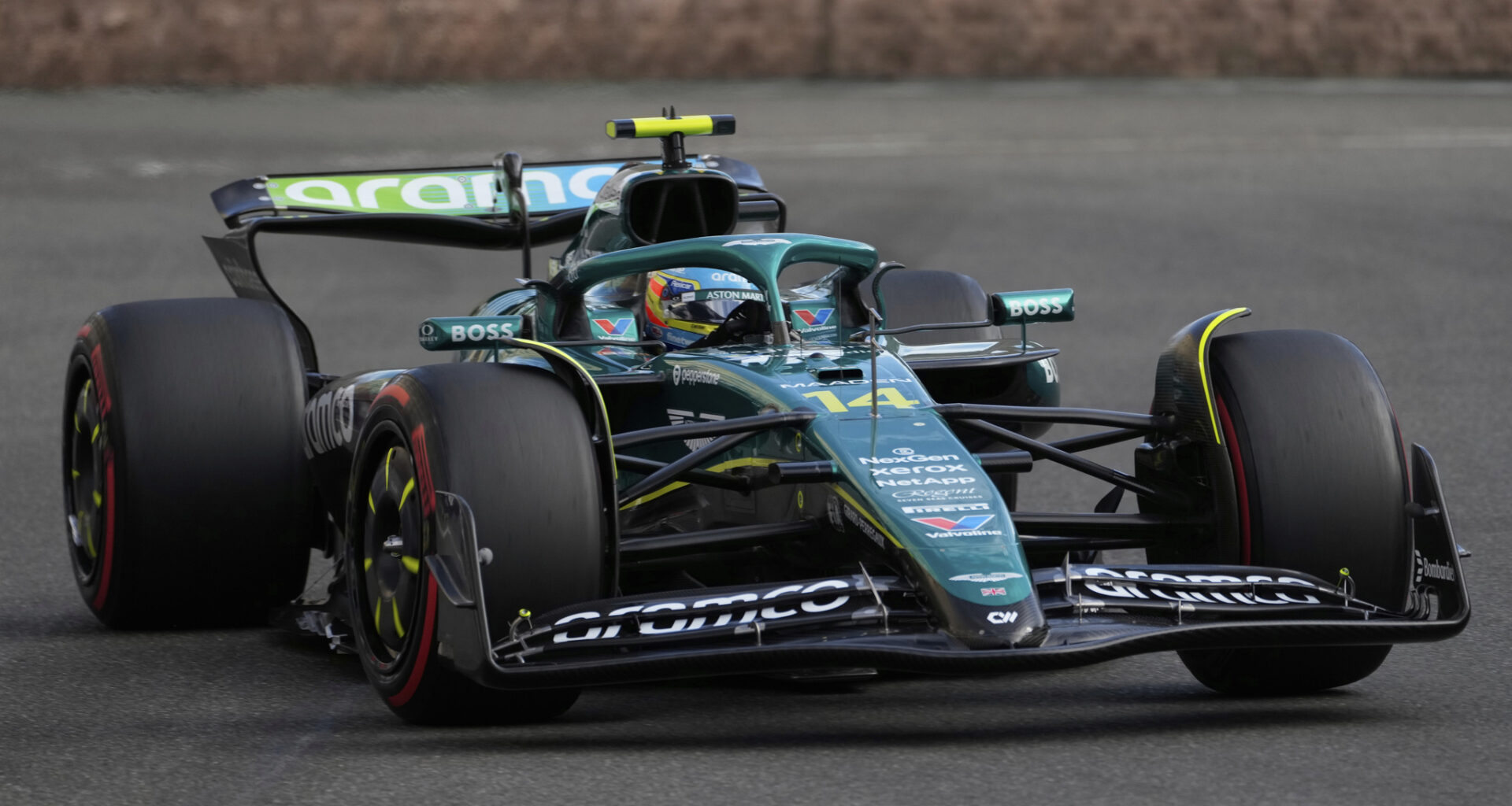 Clasificación F1 hoy en directo: ¡Choque de Piastri contra el muro!