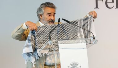 Eduard Fernández, Premio Nacional de Cine: "No podemos dejar de denunciar el genocidio porque no se van a cansar de matar" | Cine y TV