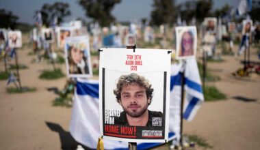 publica el vídeo de un rehén en el que admite que su muerte "es ineludible"