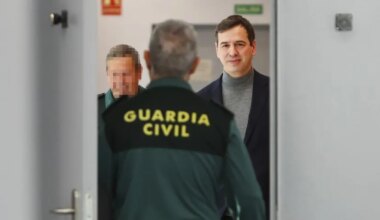 La Audiencia de Badajoz confirma el banquillo para el hermano de Pedro Sánchez y resalta "la influencia" que pudo ejercer el presidente del Gobierno - El Mundo