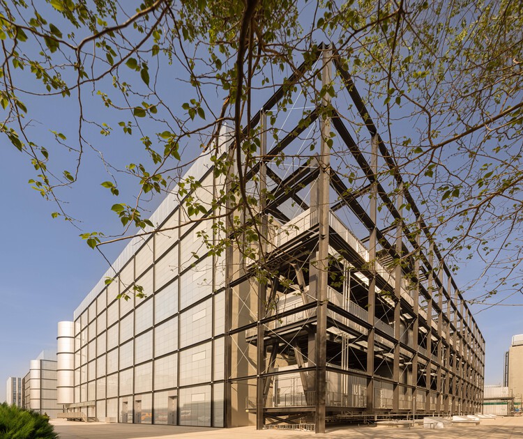 Centro de Economía Digital de Beijing  SPARK 761 / llLab. - Fotografía exterior, Vidrio