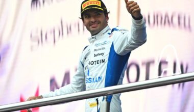 "Son solo rumores". El premio para Carlos Sainz por su podio podría ser un fichaje sorpresa por Mercedes F1