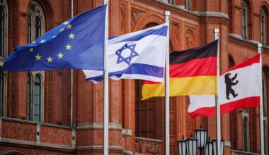 Alemania, la última muleta que le queda a Trump en su apoyo incondicional a Netanyahu