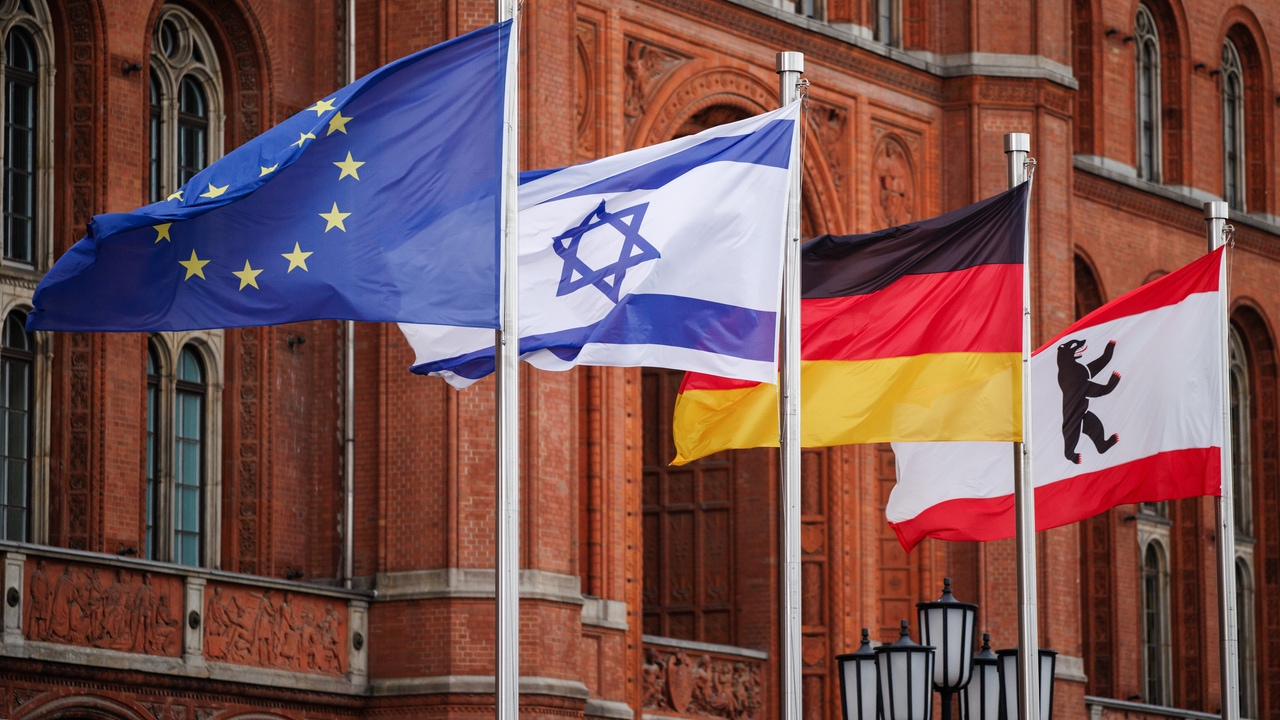 Alemania, la última muleta que le queda a Trump en su apoyo incondicional a Netanyahu