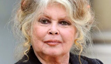 Brigitte Bardot publica un libro abecedario con sus definiciones escritas a mano