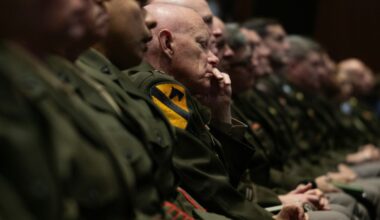 Trump dice que "resucitará el espíritu guerrero" de las fuerzas armadas de EEUU