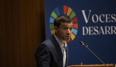 El ministro de Derechos Sociales, Consumo y Agenda 2030, Pablo Bustinduy, durante su intervención en el acto.