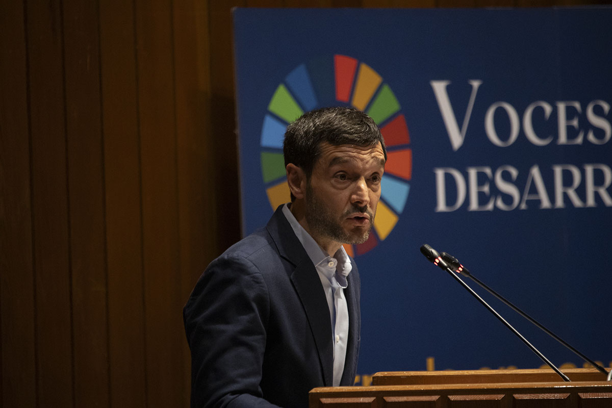 El ministro de Derechos Sociales, Consumo y Agenda 2030, Pablo Bustinduy, durante su intervención en el acto.