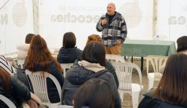 Con una marcada participación local comenzó la Feria del Libro y de las Artes – Municipalidad de Necochea