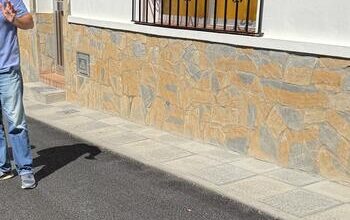 Remodelan la calle Los Limones de San Enrique