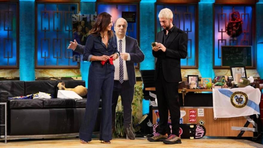 De Estella a 'La Revuelta': El regalo navarro de Mariló Montero a David Broncano que no se vio en el programa
