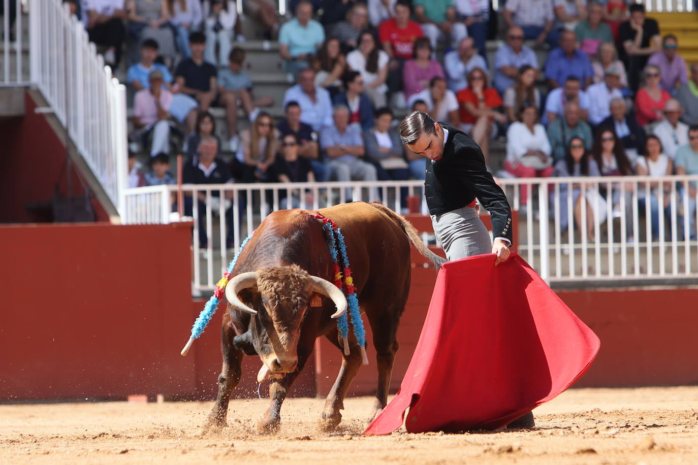 Oreja para Hernández y León en la última clase práctica del Certamen
