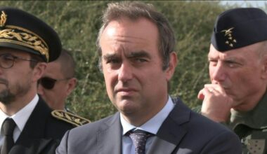 Decenas de detenidos al inicio de una jornada de bloqueos en Francia