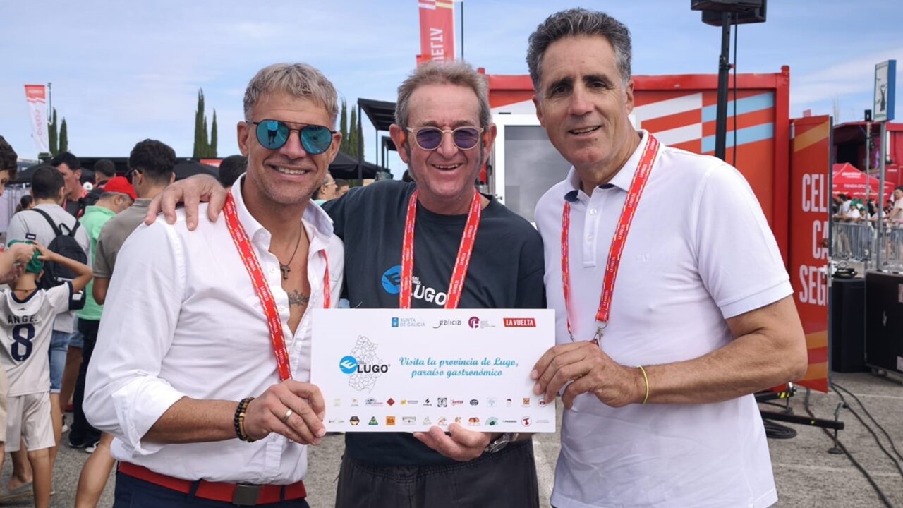 Miguel Induráin y Óscar Pereiro conocen la gastronomía lucense en La Vuelta
