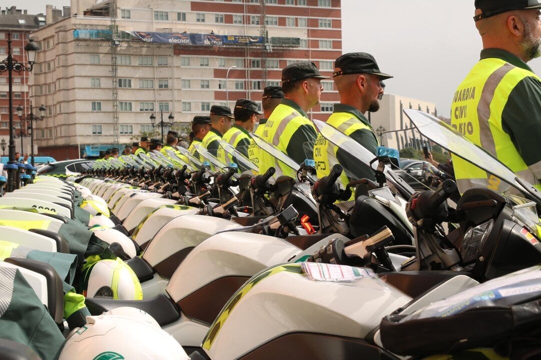Un total de 178 guardias civiles y 97 vehículos forman el dispositivo para las etapas de La Vuelta en Cantabria