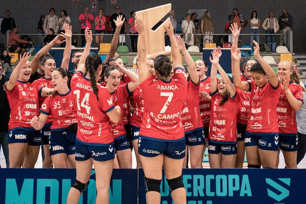 La Copa y Supercopa Gallega de Balonmano coronan a sus campeones en Vilagarcía de Arousa