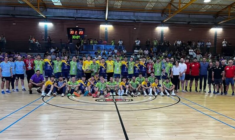 El BM Zamora se lleva el Memorial Manuel Camba