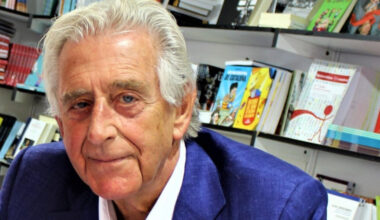 Miguel de los Santos presentará este jueves su último libro 'Flor de avispa' en el Ateneo de Santander