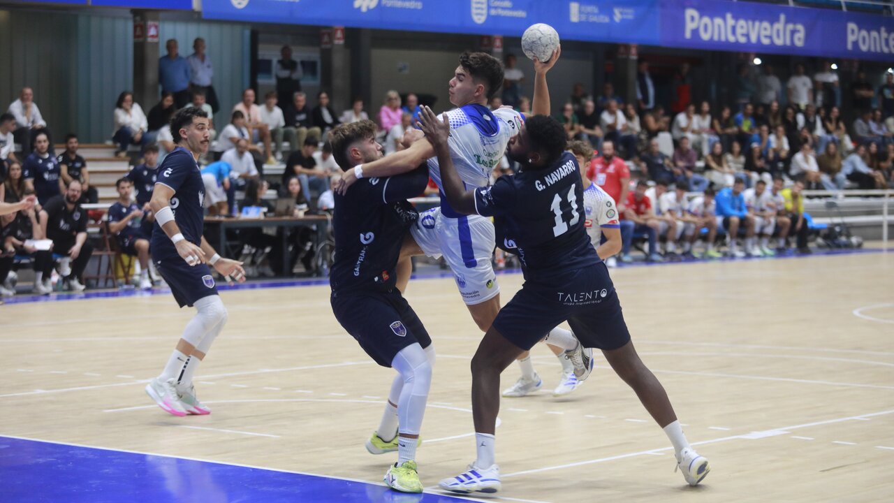 26-28. El Cisne comienza con una dolorosa derrota