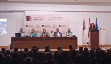 'La Confianza' acoge la presentación del libro 'Valdepeñas muy heroica y benemérita ciudad'