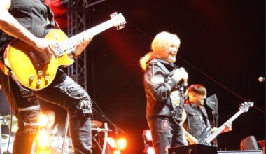 Medina Azahara conquista Puertollano con una noche inolvidable de rock andaluz