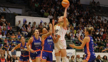 60-64. El Ensino entrega la Copa Galicia en el tramo final