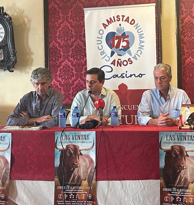 El Casino acoge la presentación de la "cita de Soria con la historia de la tauromaquia"