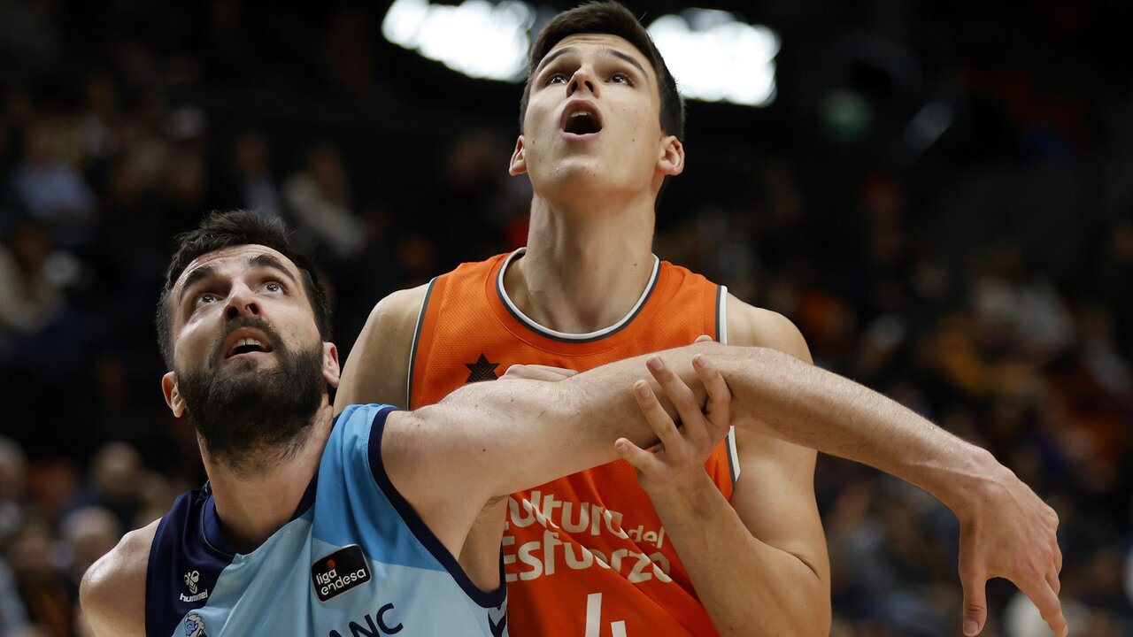 El Río Breogán ficha al ala-pívot serbio Mihajlo Andric