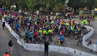 La ruta de Os Lobos convocó en A Fonsagrada a cerca de 250 ciclistas aficionados
