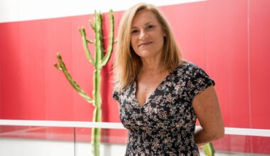 «Hay que ser muy pobre en Canarias para tener la ayuda para los libros de texto»