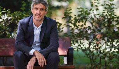106 relatos de periodistas que luchan y salvan la democracia