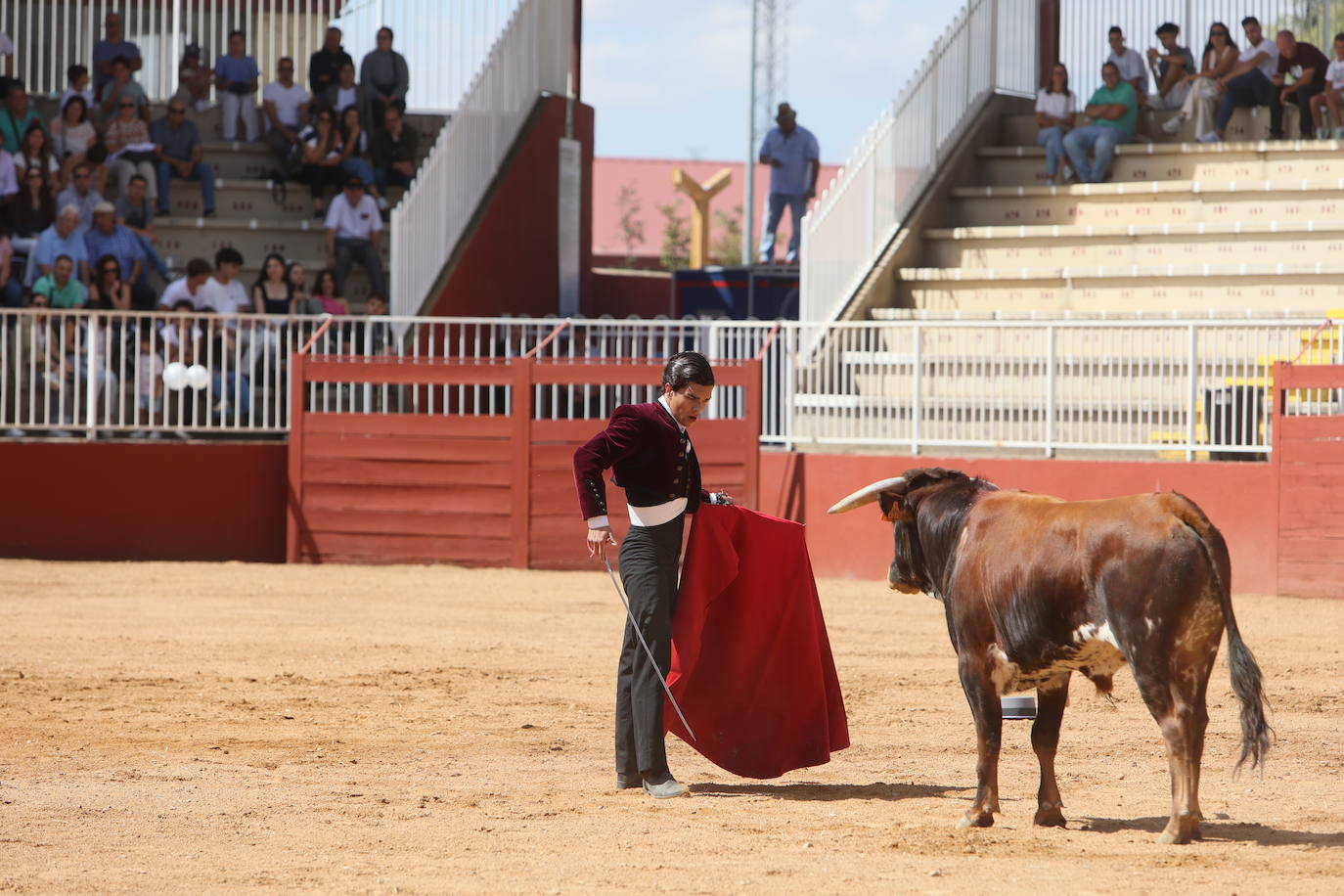 Oreja para Hernández y León en la última clase práctica del Certamen