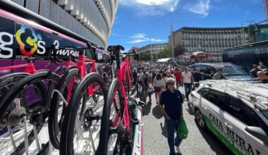 La Vuelta en Bilbao | ambiente antes de la salida en San Mamés